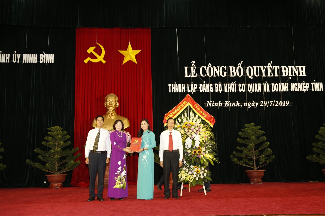 Đảng bộ Khối Cơ quan và Doanh nghiệp tỉnh Ninh Bình:  Vững tin trên chặng đường mới!