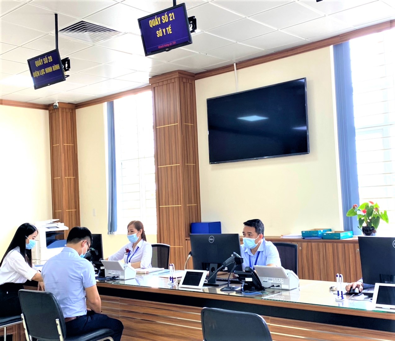 PC Ninh Bình tích cực thực hiện chuyển đổi số trong công tác kinh doanh điện năng