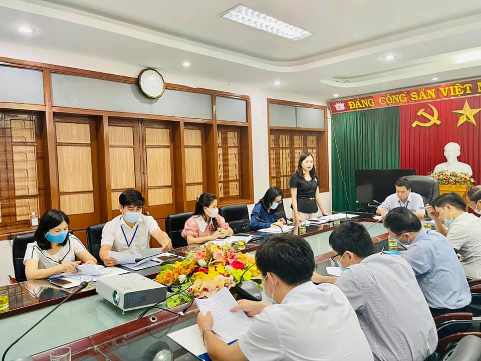 Chi bộ Quản lý Vận tải phương tiện người lái thuộc Đảng ủy Sở Giao thông vận tải Ninh Bình tổ chức Hội nghị sinh hoạt chuyên đề tháng 5/2021.
