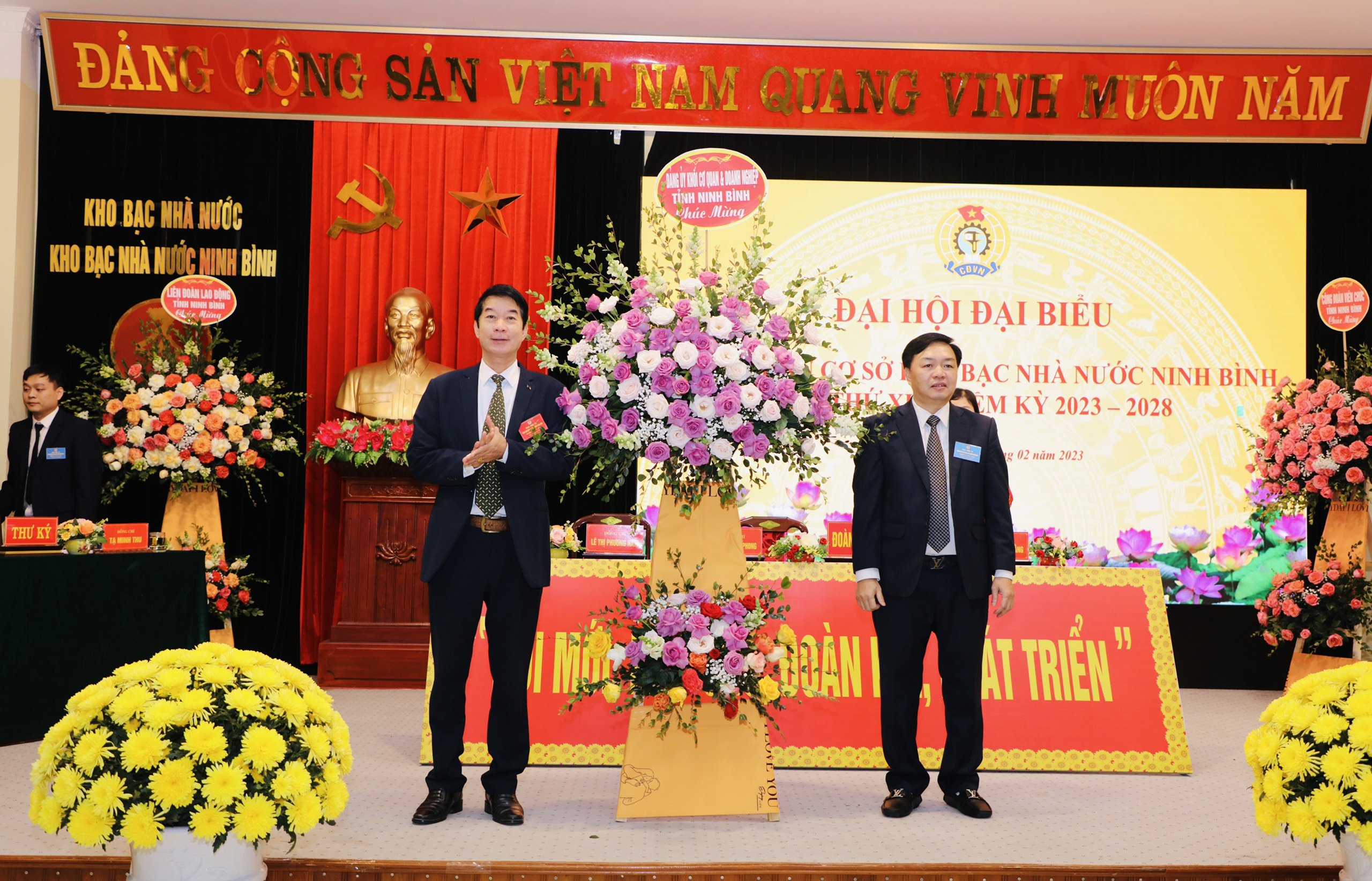 Công đoàn Viên chức tỉnh chỉ đạo Đại hội điểm nhiệm kỳ 2023-2028 tại CĐCS Kho bạc Nhà nước Ninh Bình