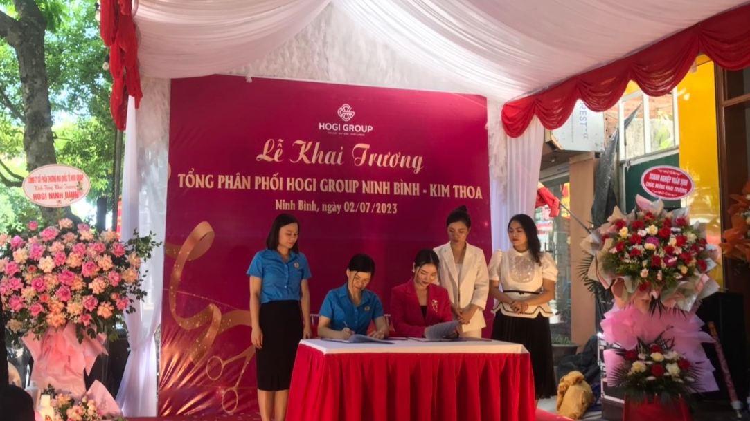 Công đoàn Viên chức tỉnh Ninh Bình tổ chức ký Thỏa thuận hợp tác về chương trình phúc lợi cho đoàn viên với Công ty cổ phần Thương Mại Quốc Tế HOGI GROUP