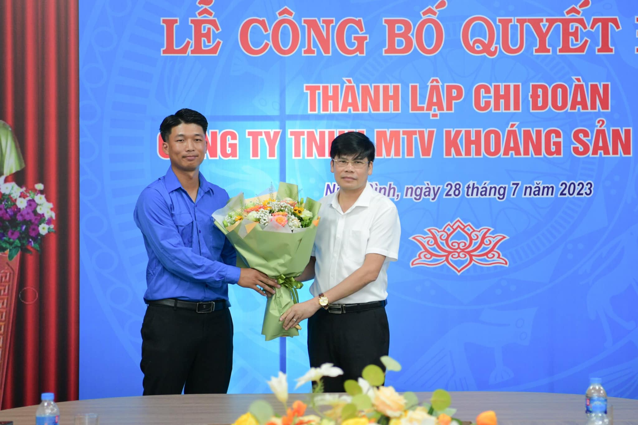 Lễ công bố quyết định thành lập Chi đoàn Công ty TNHH MTV Khoáng sản Vôi Việt
